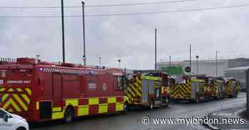 Croydon 'quintuple stabbing' live updates after Sainsbury's and Argos warehouse cordoned off