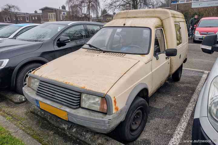 Perfect patina: Citroën C15 staat erbij zoals het 'hoort' - In het Wild