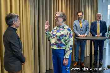 ‘Groentje’ Ingrid Meulders legt eed af als burgemeester bij gouverneur: “Het is al heel verrijkend geweest”