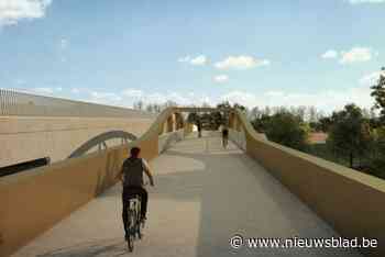 Brug over autosnelweg wordt vernieuwd, en fietsers en voetgangers krijgen eigen brug naast de autobrug