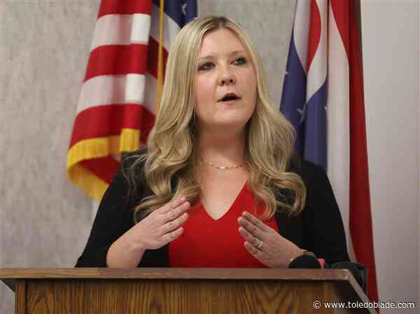 Auditor apologizes for errors, discloses 2nd mistake