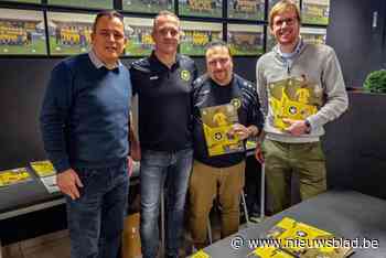 White Star Lauwe viert honderdste verjaardag met stickerboek: “500 unieke stickers te verzamelen”