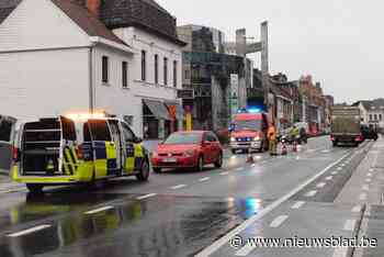 Vrouw aangereden aan zebrapad in Roeselare: slachtoffer weggebracht naar AZ Delta
