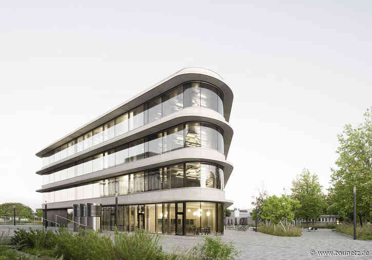 Richtungsweisend in der Raute
 - Laborgebäude bei München von wulf architekten