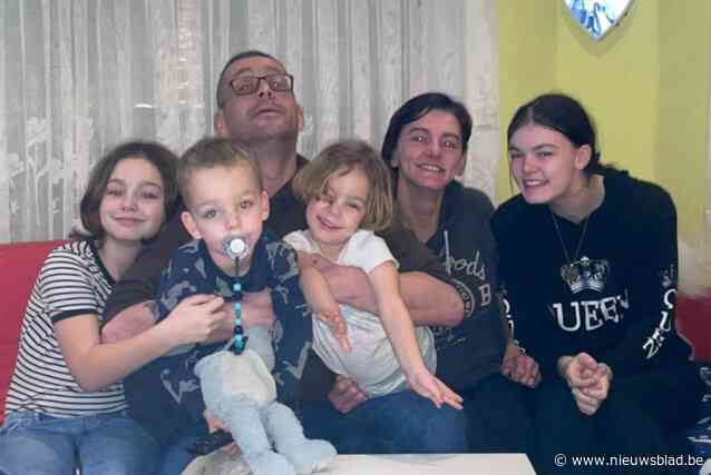 Gezin met 4 kinderen staat straks op straat nu huurwoning verkocht is: “Verhuurders kiezen voor kandidaten die financieel sterker staan”