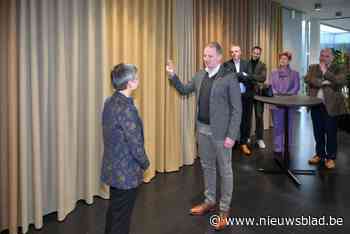 Burgemeester Philip Loots legt de eed af : “Ik treed in de voetsporen van de broer van mijn grootvader”