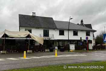 Daders crashen met wagen na overval op restaurant: meerderjarige en twee minderjarigen opgepakt