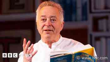 Author Cottrell-Boyce holds summit to warn about children's happiness