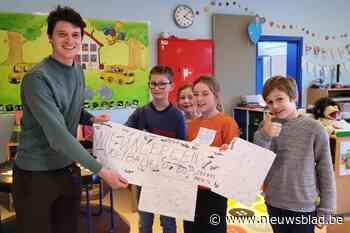 Vince (9) en Anna (10) vragen ruimte voor voetbal in nieuwe speeltuin buitenschoolse kinderopvang: “We willen dat hier nog kunnen blijven doen”