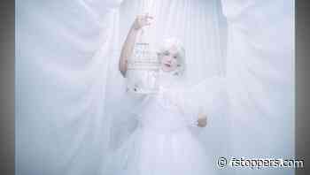 Behind-the-Scenes of an Easy but Beautiful High-Key Portrait Shoot