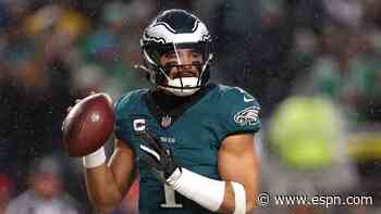 Eagles' Hurts 'progressing,' may wear knee brace