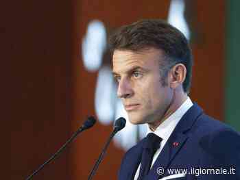 L'incursione su TikTok di Macron finisce in polemica: il caso della multa all'influencer islamista