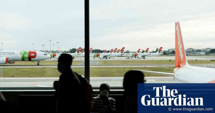 Portuguese politician accused of stealing suitcases at airports