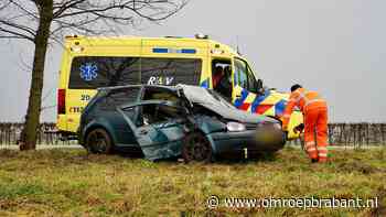112-nieuws: gewonde bij botsing in Dussen • aanrijding op het spoor