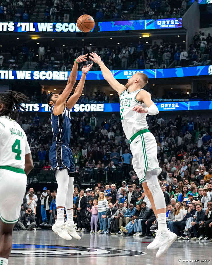 Celtics drill 20 three-pointers, defeat Mavericks, 122-107