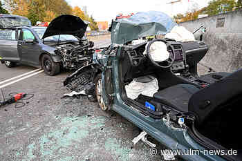 Teure und schmerzhafte Zigarette - Auto überschlägt sich