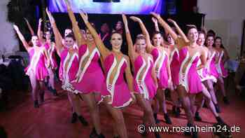 „Hot Socks“ aus Ramerberg: 30 Jahre Faschingstradition mit großem Jubiläumsball gefeiert