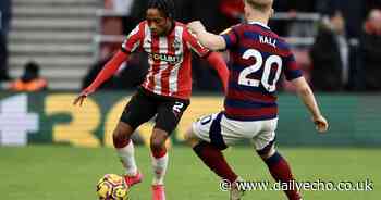 Galatasaray reportedly approach Saints to sign Walker-Peters