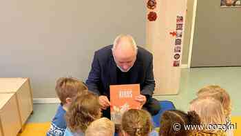 Nationale Voorleesdagen in Landsmeer: ’Kinderen leren ook zich in te leven in andere situaties en pe