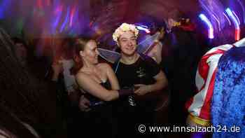 Motto „Fantasy“: Tüßlinger MuKi Ball lockt zahlreiche Faschingslustige an