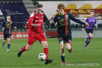 REEKSOVERZICHT 3DE AFDELING VV A. VW Hamme ziet Mandel United inlopen, KVE Drongen onderuit aan het zeetje