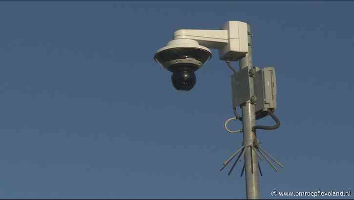 Almere - Ondernemer Poldervlak ziet veiligheid in het geding komen: 'De politiek moet wakker worden'