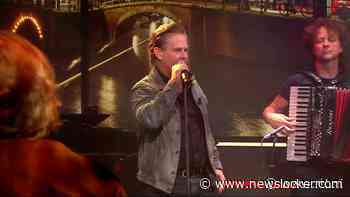 Amsterdam in liedjes: een medley door Danny de Munk en Cor Bakker