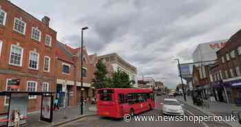 Two men left injured after ‘XL Bully attack’ at shop in Eltham