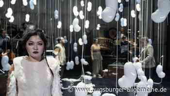 Vom Anfang bis zum Ende der Menschheit: „The Last Night of the World“ am Staatstheater Augsburg