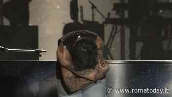 VIDEO | Buon compleanno Ultimo, gli auguri delle fan proiettati a Times Square