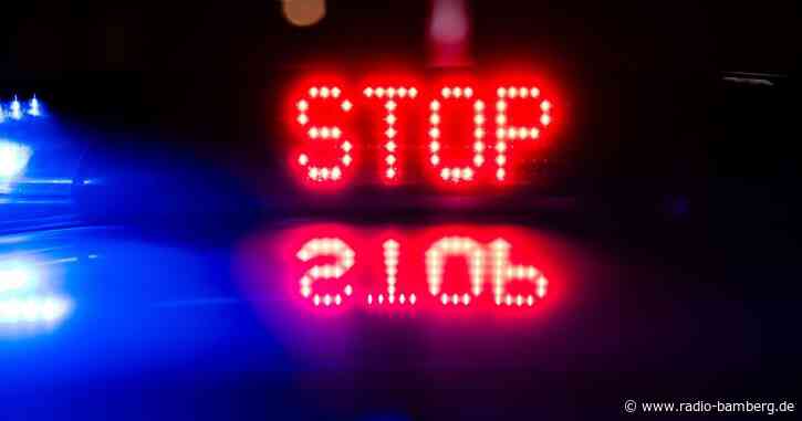 Flucht vor Polizei – Mann fährt mit Tempo 100 durch Nürnberg