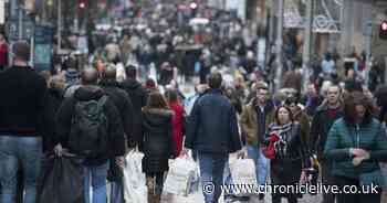 DWP benefit claimants can save £2000 on council tax bill in finance boost