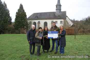 Klosterkirche auf Gut Holthausen bekommt neues Schieferdach