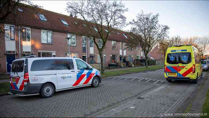 Almere - Drietal krijgt ruzie, bij steekpartij die volgt raken twee mannen gewond