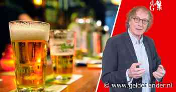 Het bruine café is niet ‘een beleving’ die je op volle kracht overkomt