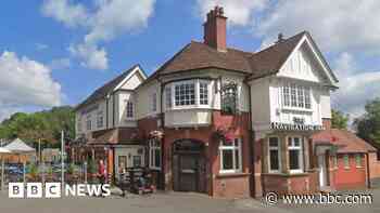 Manager among three stabbed at popular pub