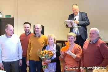 Oranje Haas voor ruim 50-jarige kaartclub De Kring