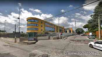 Uomo trovato morto vicino all'ufficio immigrazione della questura di Roma