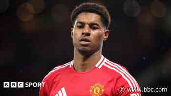 What happens when managers publicly criticise their own players?