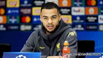 Gakpo reageert ingetogen als hij voor Liverpool tegen PSV scoort