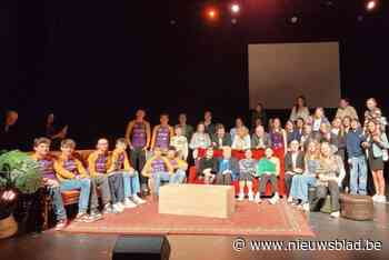 Brecht zoekt sportieve helden voor het Sportgala met gastheer Maarten Vangramberen