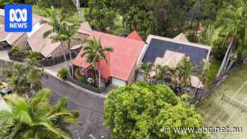 Legal battle over red roof 'ludicrous' waste of money, says ex-commissioner