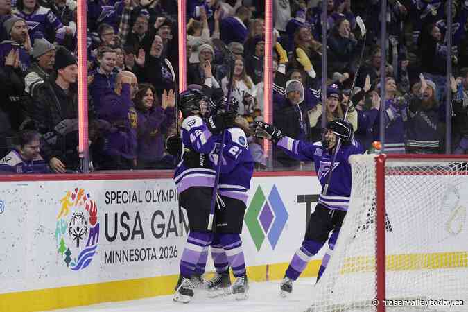 Thompson leads Frost to 4-3 shootout win over Sceptres