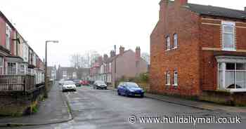 Angry van driver chases man he believes stole £1,500 necklace through the streets