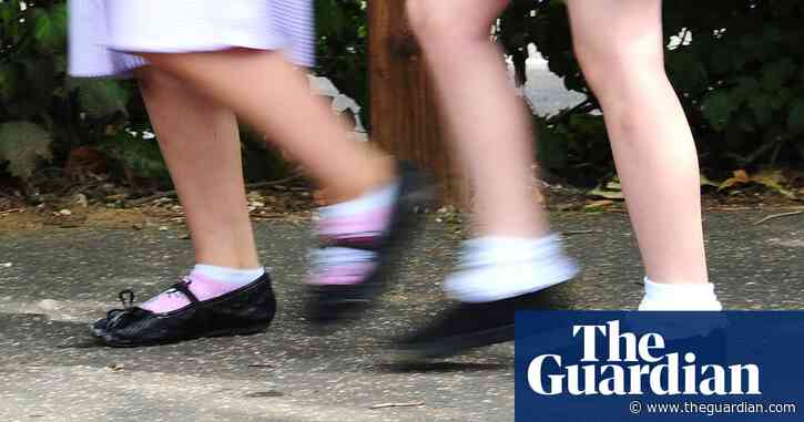 Child poverty predicted to rise in most of UK except Scotland