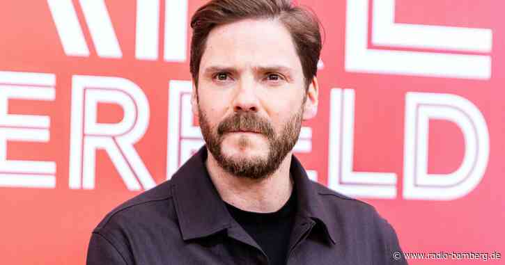 Daniel Brühl und Jude Law in Galapagos-Thriller «Eden»