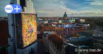 Neuer Hingucker an Marktkirche Hannover: Was zeigt das riesige Kunstwerk?