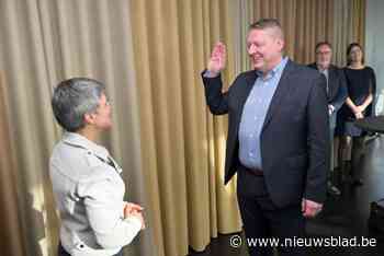 Ronny Slootmans legt voor het eerst de eed af als burgemeester van Sint-Katelijne-Waver: “Het is een bijzonder moment”