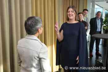Sofie Joosen (N-VA) legt voor de tweede keer de eed af als burgemeester van Duffel: “Een gelukkige Duffelaar maakt van mij een blije burgemeester”