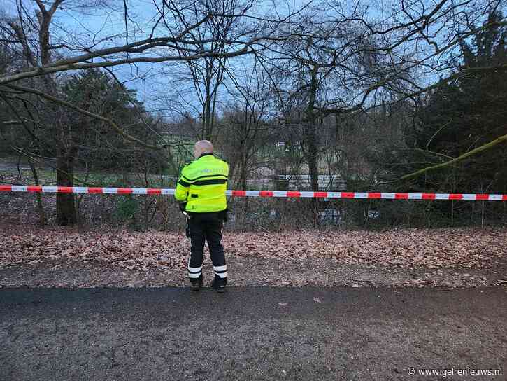 Politie doet onderzoek na vondst overleden persoon